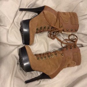 Bebe boots